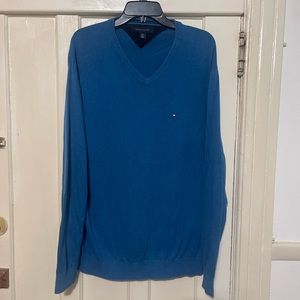 Tommy hilfiger V neck men’s sweater sz XL